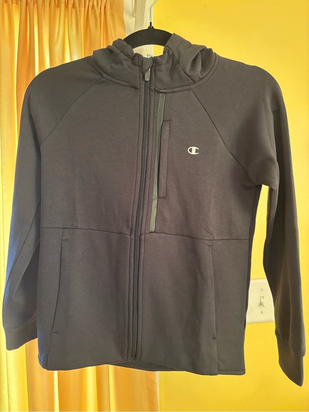Champion Black Full-Zip Hooded Puffer Jacket for women size small
